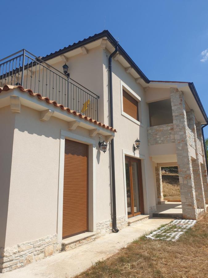Villa Istra Divsici Luaran gambar