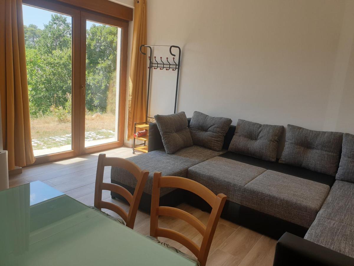 Villa Istra Divsici Luaran gambar